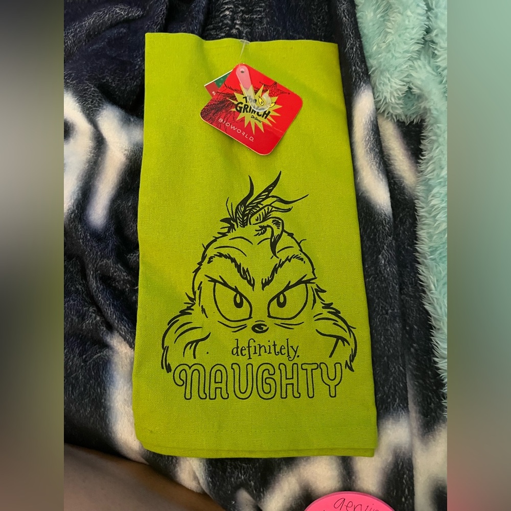 Bioworld Lime Grinch Naughty Towel